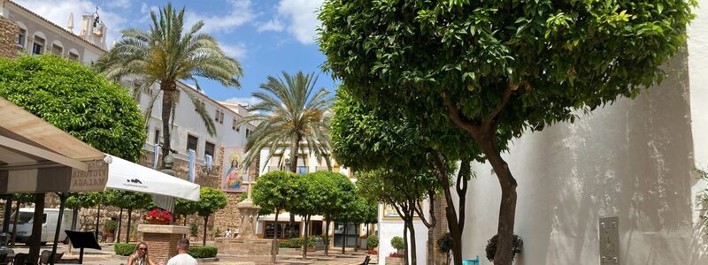 In Marbella treffen sich die Reichen und Schönen - aber auch die Drogenhändler. (Archivfoto) - Foto: Federico Gambarini/dpa