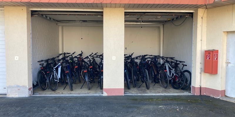 POL-MR: Marburg/ Cölbe: Polizei stellt 35 Pedelecs und Zubehör sicher- Ermittlungen dauern an - Foto: presseportal.de