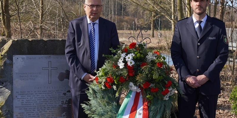 POL-HSK: Internationaler Gedenktag für die im Einsatz verstorbenen Polizistinnen und Polizisten - Foto: presseportal.de