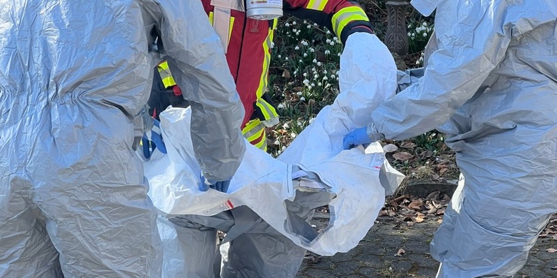 FW-PL: Feuerwehr unterstützt nach Flugzeugabsturz bei der Bergung der Maschine - Foto: presseportal.de