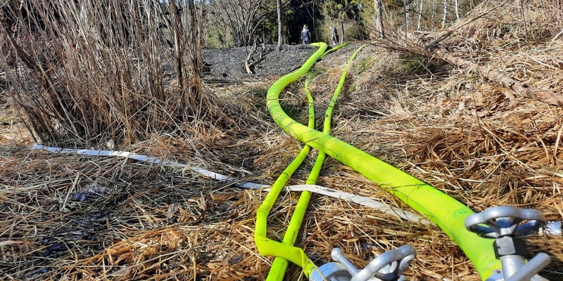 FW-M: Grasfläche in Flammen (Waldperlach) - Foto: presseportal.de