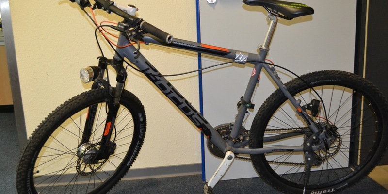 POL-HK: Walsrode: Fahrradeigentümer gesucht; Walsrode: Versuchter Einbruch; Walsrode: Sattelauflieger entwendet; Walsrode: Tote Katze aufgefunden; Buchholz (Aller)/A 7: Fahranfänger mit 1,62 Promille - Foto: presseportal.de