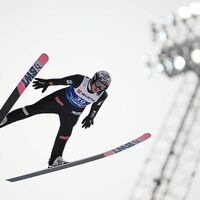 Norwegens Skispringer Marius Lindvik hat seine Strafe bereits abgesessen. (Archivbild) - Foto: Georg Hochmuth/APA/dpa