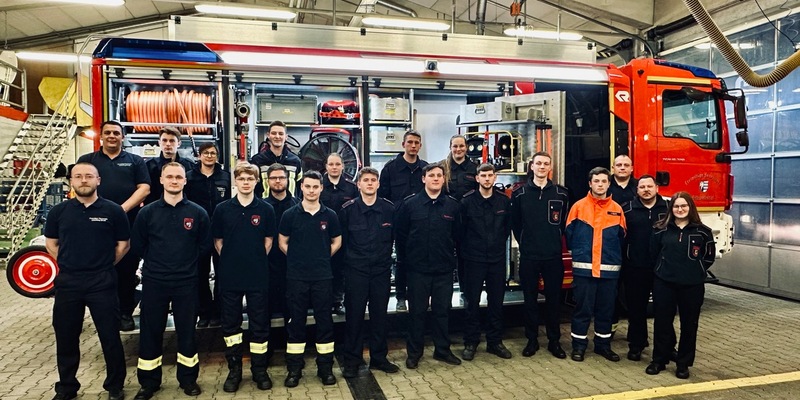 FFW Schwalmtal: Neue Feuerwehrkräfte für den Westkreis - Truppmann-1-Lehrgang gestartet - Foto: presseportal.de