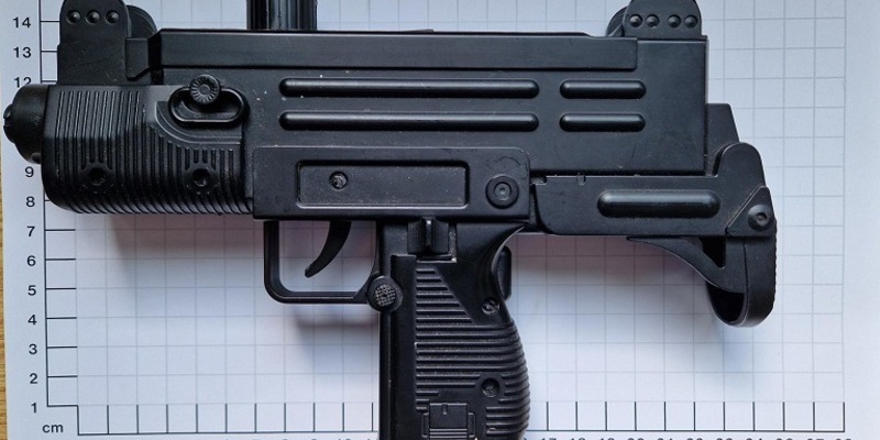 BPOL NRW: Spielzeugwaffe löst Polizeieinsatz aus - Foto: presseportal.de