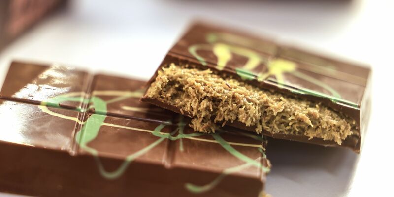 Die Lebensmittelkontrolleure in Nordrhein-Westfalen haben bei Dubai-Schokolade genau hingeschaut. Besonders bei Importen gibt es viele Mängel. (Archivbild) - Foto: Oliver Berg/dpa