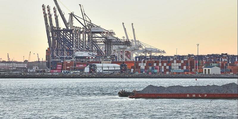 Industrieanlagen (Archiv) - Foto: über dts Nachrichtenagentur