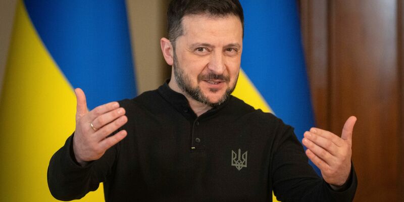 Selenskyj sieht Anzeichen, dass Russland eine neue Offensive vorbereitet. (Archivbild) - Foto: Efrem Lukatsky/AP/dpa