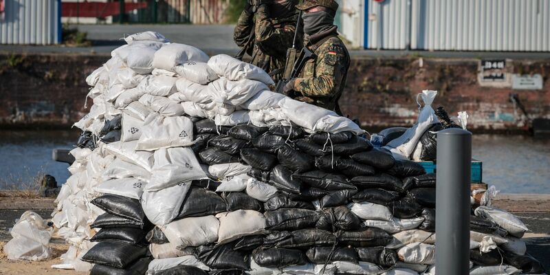 Die neue Division ist der vierte Großverband des Heeres. (Archivbild) - Foto: Focke Strangmann/dpa