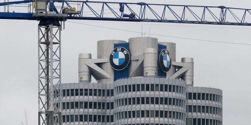 Schwache Absätze in China belasten BMW. (Archivbild) - Foto: Tobias Hase/dpa
