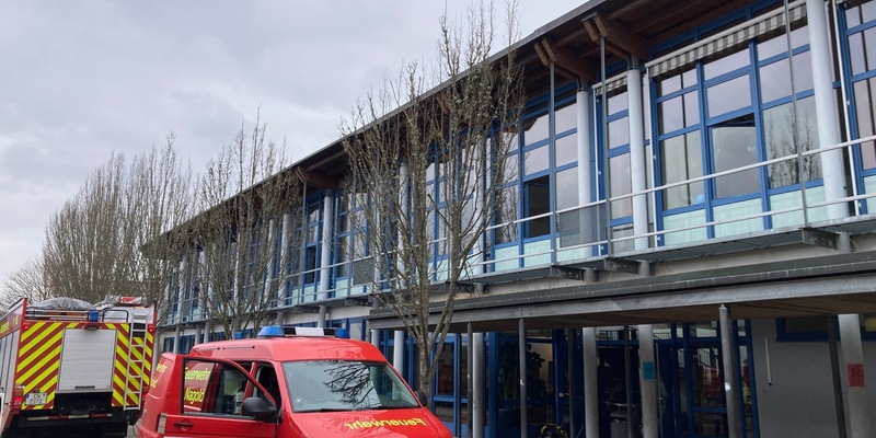 KFV-CW: Pfefferspray sorgt für Einsatz an der Christiane-Herzog-Realschule / 29 Leichtverletzte Schüler - Foto: presseportal.de