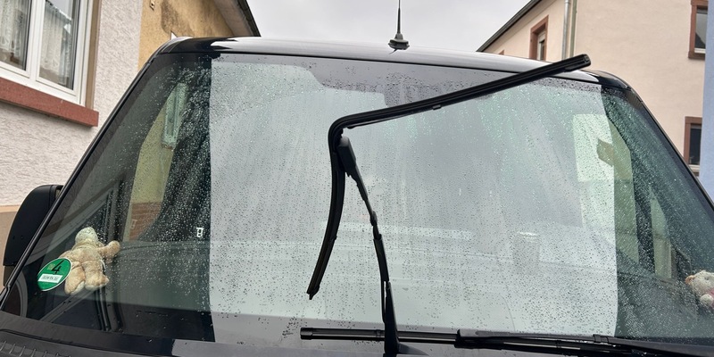 POL-PDLD: Beschädigung eines geparkten Fahrzeuges - Foto: presseportal.de