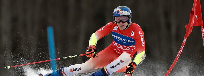 Marco Odermatt bleibt das Maß der Dinge im Gesamtweltcup. - Foto: Gabriele Facciotti/AP/dpa