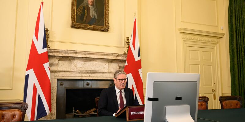 An der Konferenz nahmen mehrere Staats- und Regierungschefs sowie die Spitzen von Nato und EU teil. - Foto: Leon Neal/PA Wire/dpa