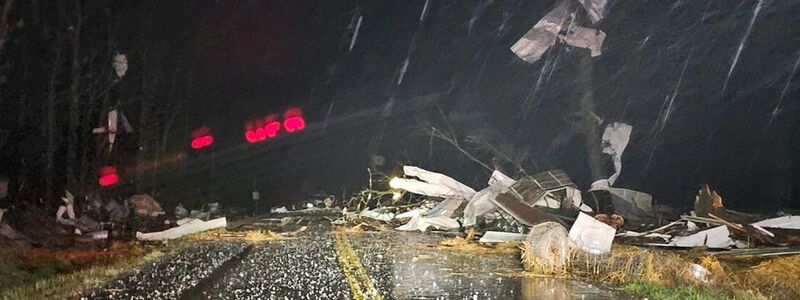 Stürme und Tornados peitschen über den Süden der USA. - Foto: Trooper Austin James/Missouri State Highway Patrol/AP/dpa