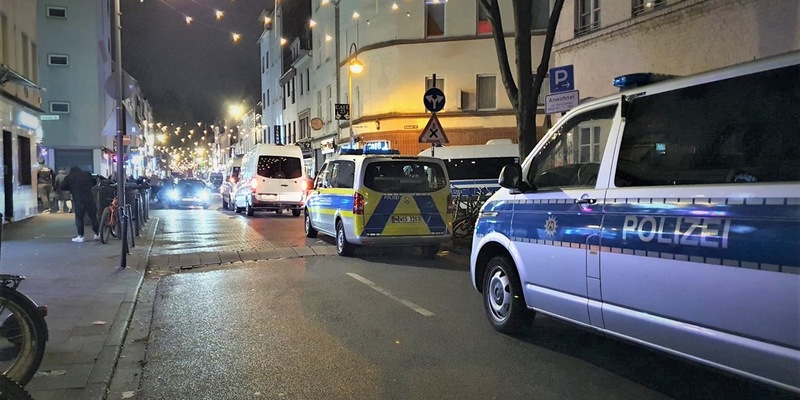 POL-K: 250316-2-K Erfolgreicher Schwerpunkteinsatz in Köln-Mülheim - Drogen und Schusswaffe sichergestellt, eine Festnahme - Foto: presseportal.de