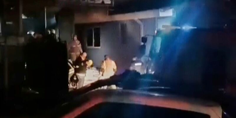 Die Rettungskräfte mussten der enormen Zahl an Toten und Verletzten Herr werden. - Foto: Kocani TV/Kocani TV/AP/dpa