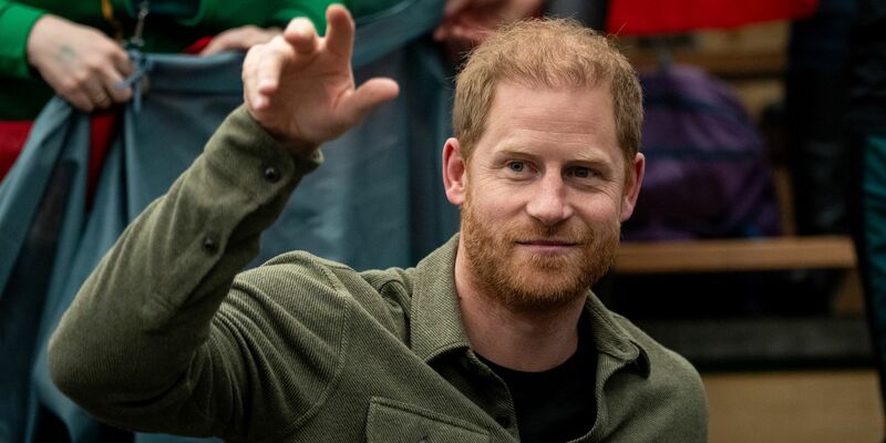 Der britische Royal lebt seit einigen Jahren mit seiner Familie in den USA. (Archivfoto)  - Foto: Ethan Cairns/The Canadian Press via AP/dpa