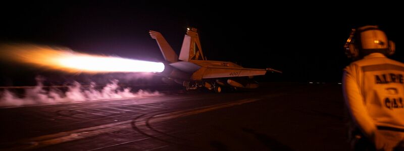 Die US-Streitkräfte setzen ihre Angriffe im Jemen fort. (Archivbild)    - Foto: Mc3 Janae Chambers/U.S. Navy/Zuma Press/dpa