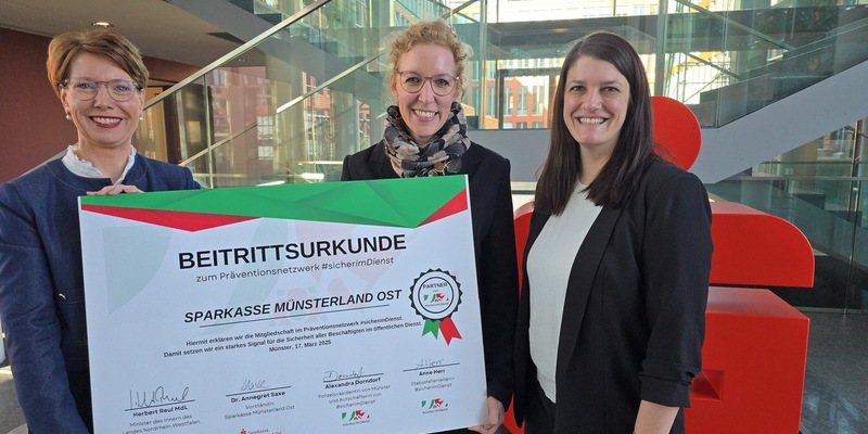 #sicherimDienst: Sparkasse Münsterland Ost tritt dem Präventionsnetzwerk #sicherimDienst bei / Engagement für mehr Schutz und Sicherheit der Beschäftigten - Foto: presseportal.de