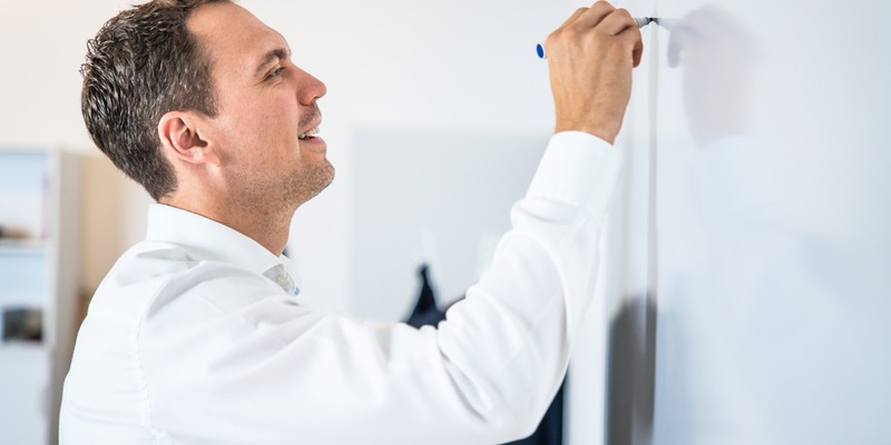 Leere Führungsetagen? Thomas Grynia von grynia consulting verrät, warum Unternehmen ihre Recruiting-Strategien überdenken müssen - Foto: presseportal.de