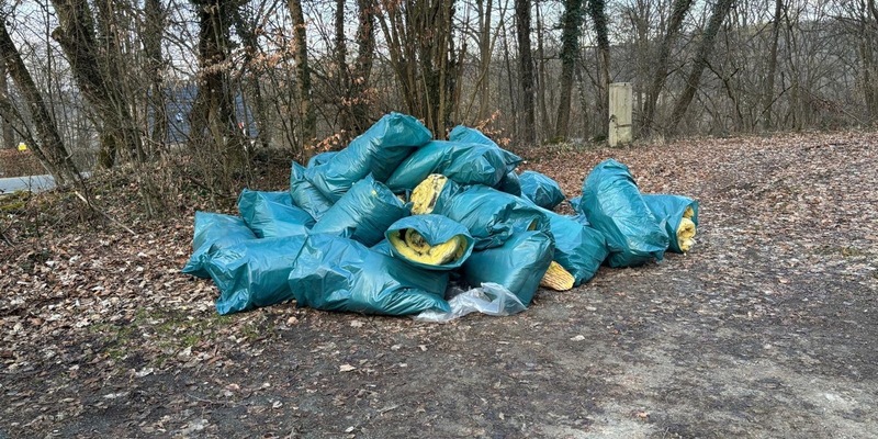 POL-LDK: + Müll illegal entsorgt + Versuchter Einbruch am Sportplatz + Wohnmobil aufgebrochen, Fahrzeuge beschädigt + Lack zerkratzt + - Foto: presseportal.de