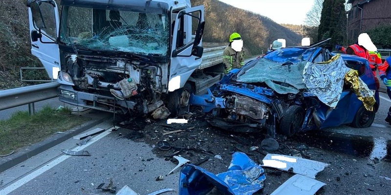 POL-PIBIN: Schwerer Verkehrsunfall auf der B9 bei Bingerbrück - Zwei Tote und zwei Verletzte - Foto: presseportal.de