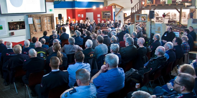 Eindrucksvolle Vorführung und historische Entwicklung / Erfolgreiches Feuerwehrhistorisches DFV-Fachseminar zu Handdruckfeuerspritzen - Foto: presseportal.de