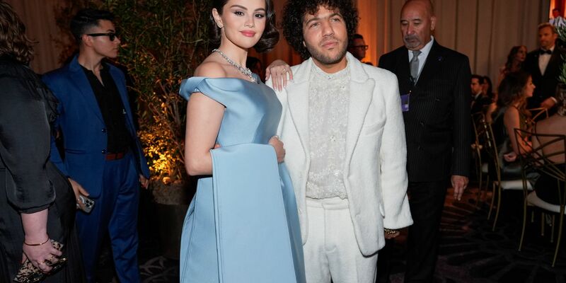 Benny Blanco sah nach seinem ersten Kuss mit Popstar Selena Gomez in ihr die Mutter seiner zukünftigen Kinder. (Archivbild) - Foto: Chris Pizzello/Invision/dpa