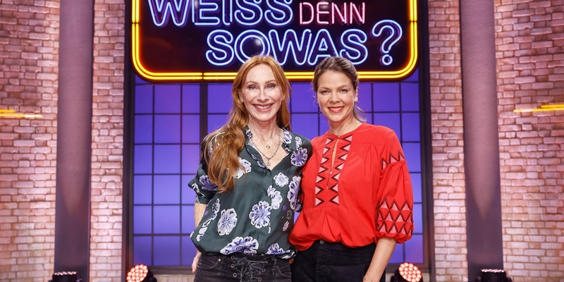 Jessica Schwarz und Andrea Sawatzki bei Wer weiß denn sowas? - Das Wissensquiz vom 31. März bis 4. April 2025, um 18:00 Uhr im Ersten - Foto: presseportal.de