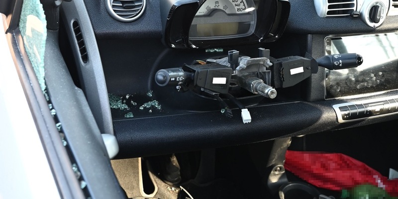 POL-REK: 250320-2: Autoscheibe eingeschlagen und Lenkrad entwendet - Foto: presseportal.de
