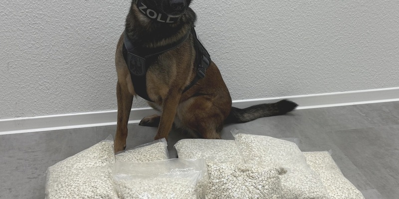 HZA-BI: Zoll stellt 35 Kilo Ecstasy Tabletten sicher/Partydroge bei Gütersloh aus dem Verkehr gezogen - Foto: presseportal.de