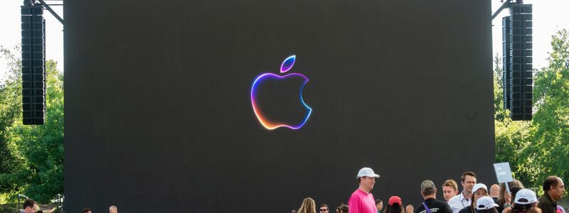 Die Betriebssysteme von Apple-Geräten bekommen künftig eine einheitliche Namensgebung. - Foto: Andrej Sokolow/dpa