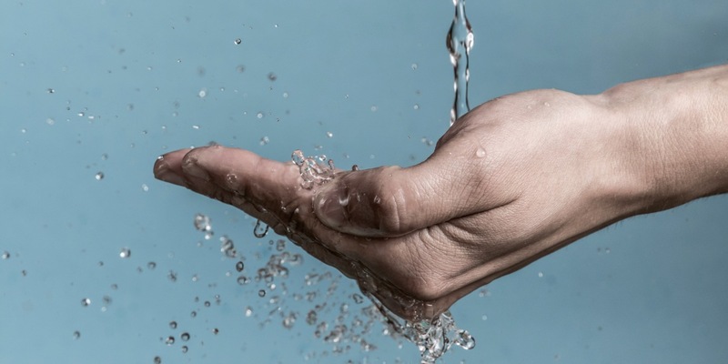 Weltwassertag 2025: Wie man die lebenswichtige Ressource Wasser schützen kann / Sauberes Trinkwasser bewahren mit einfachen Maßnahmen und elektronischen Armaturen von Schell - Foto: presseportal.de