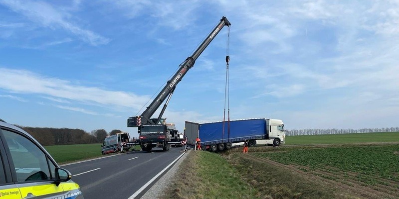 LPI-J: Gefährdung des Straßenverkehrs - Zeugen gesucht - Foto: presseportal.de