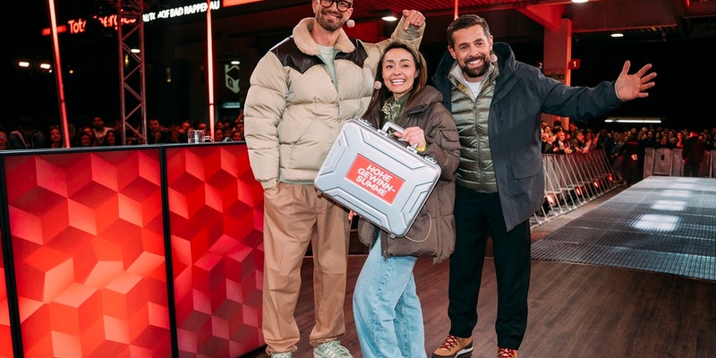 Ein sehr gutes Quiz (mit hoher Prime-Time-Quote): Die neue ProSieben-Liveshow startet mit starken 14,7 Prozent Marktanteil, Alina gewinnt bei Joko & Klaas 100.000 Euro - Foto: Joyn/Julian Mathieu, presseportal.de