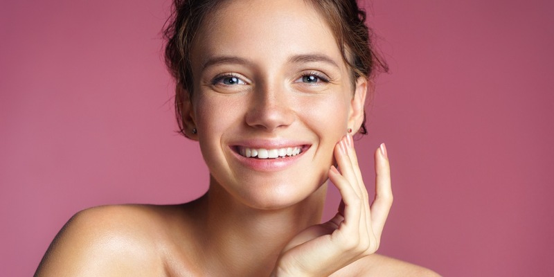 Anti-Falten-Mittel im Check: Dermatologe verrät, welche Stoffe wirklich helfen – und was reines Marketing ist - Foto: presseportal.de