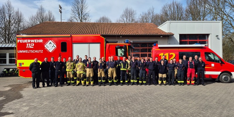 FW Kreis Soest: ABC1 Lehrgang auf Kreisebene beendet - 28 Kameraden lernen Umgang mit Gefahrstoffen - Foto: presseportal.de