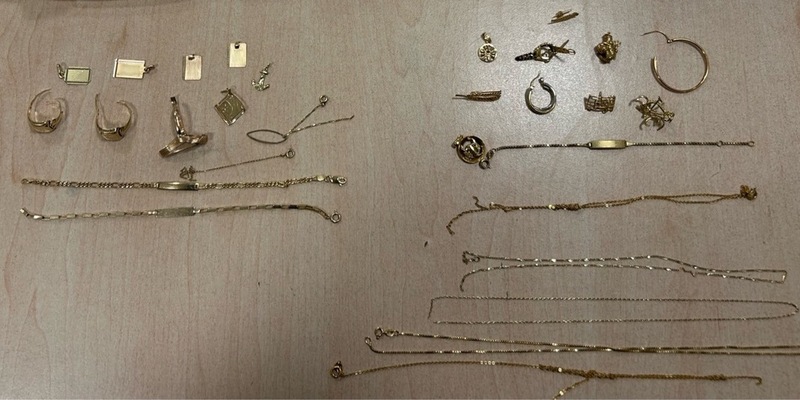 HZA-LÖ: Einfuhr von Goldschmuck und Luxusschuhen verschwiegen / Zoll leitet Steuerstrafverfahren ein - Foto: presseportal.de