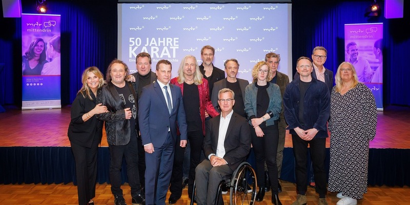 HochKARATig: 200 Fans bei exklusiver MDR-Preview mit Band in Leipzig / „50 Jahre KARAT – eine Rockgeschichte“ - Foto: presseportal.de