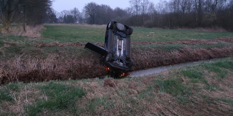 POL-DEL: Landkreis Oldenburg: Eine Person bei Unfall in Hatten leicht verletzt - Foto: presseportal.de