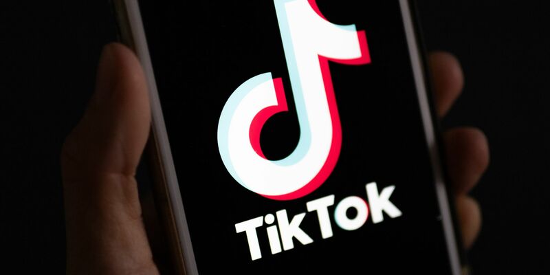 Tiktok hatte in Deutschland nach eigenen Angaben zuletzt mehr als 24 Millionen monatliche Nutzer. (Archivbild) - Foto: Monika Skolimowska/dpa