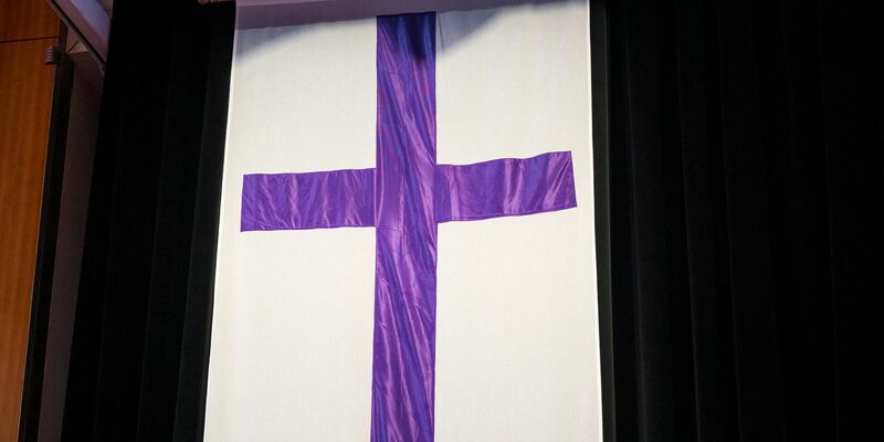 Die evangelischen Landeskirchen haben im vergangenen Jahr weiter Mitglieder verloren. (Archivfoto) - Foto: Daniel Vogl/dpa