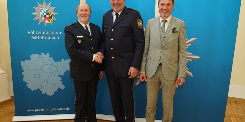 POL-MFR: (315) Josef Mehringer in den Ruhestand verabschiedet - Foto: presseportal.de