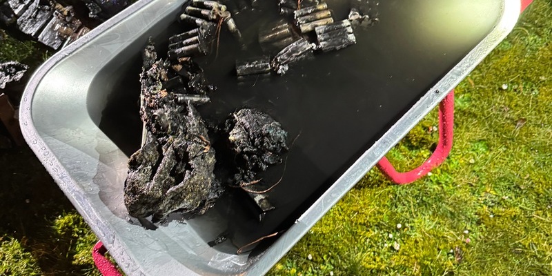 FFW Fredenbeck: Kellerbrand in Wedel - Foto: presseportal.de