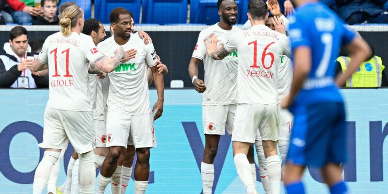 Erstmals seit langem wieder bezwungen: FCA-Schlussmann Finn Dahmen - Foto: Uwe Anspach/dpa