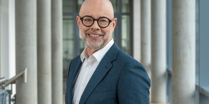 Host-Wechsel beim NDR Info Podcast Streitkräfte und Strategien: Stefan Niemann wird Nachfolger von Carsten Schmiester - Foto: presseportal.de