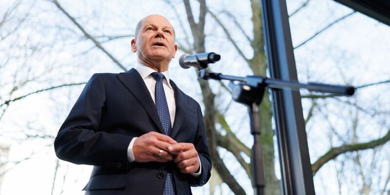 Kanzler Scholz nutzt die Hannover Messe, um für fairen Welthandel zu werben. - Foto: Michael Matthey/dpa