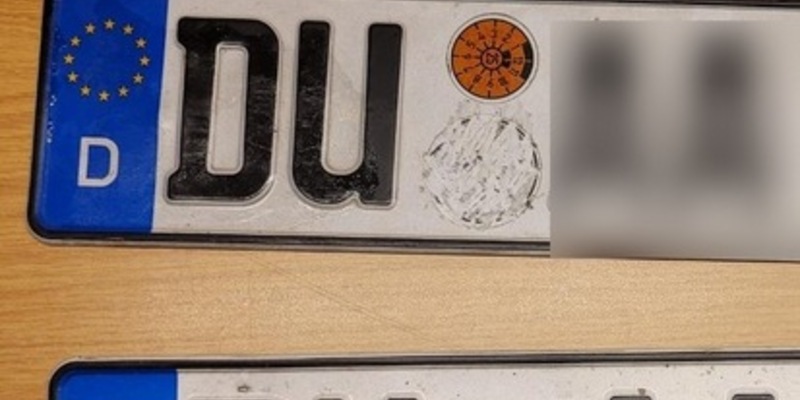 BPOL-FL: Handewitt - Gesuchter Mann mit gesuchtem Führerschein und Autokennzeichen kontrolliert - Foto: presseportal.de