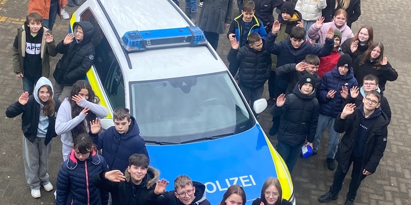 POL-LG: ++ Das Programm WIR sind stark! - Ein Projekt für Zivilcourage und gegen Gewalt erlebten die Gruppen des 6. Jahrgangs im Februar 2025 an der ObS Bad Bodenteich ++ - Foto: presseportal.de